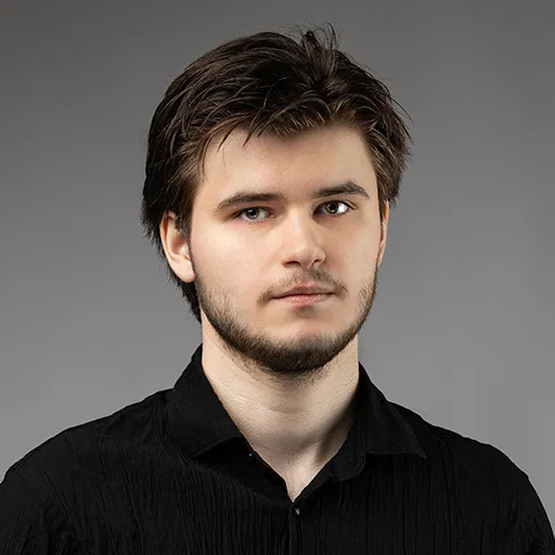 Portrait of the Artifinal founder